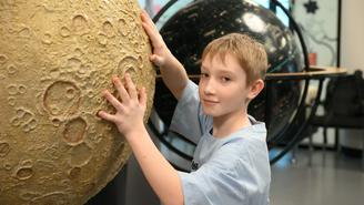 Наглядным примером зажечь научный интерес