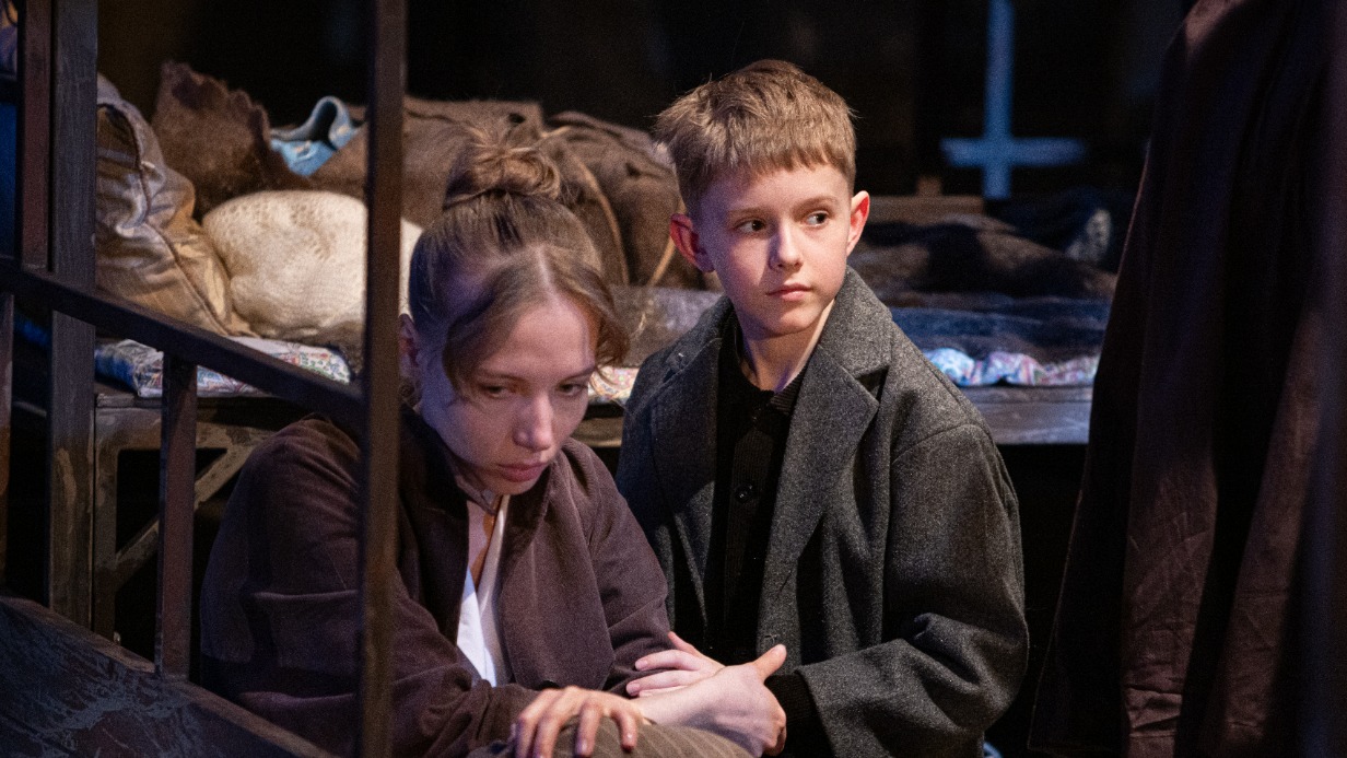 Дети на сцене: представляем топ-10 спектаклей с юными актерами