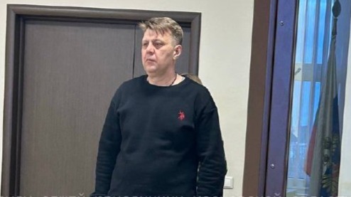 Подмосковный суд дал три года условно мужчине, который ранил шампуром знакомого