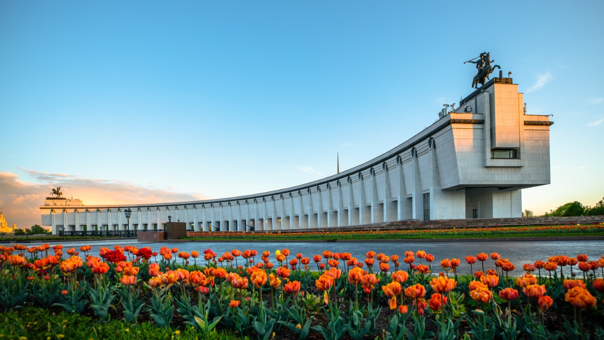 8 марта в Музее Победы состоится показ коллекции платков «Русские в моде»