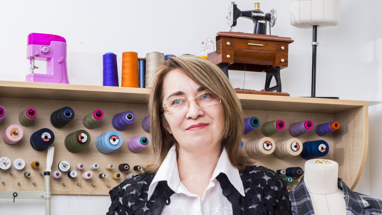 Руководитель школы кройки и шитья Оксана Царева всю одежду для себя шьет самостоятельно