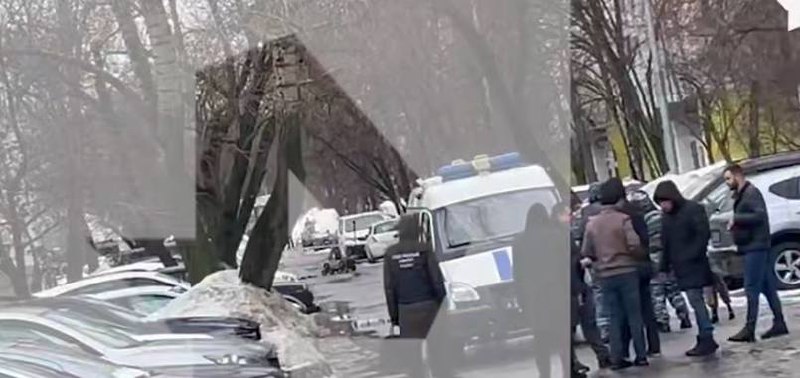 РЕН ТВ: Хлопок прозвучал на улице на юге Москвы, где нашли подозрительный предмет