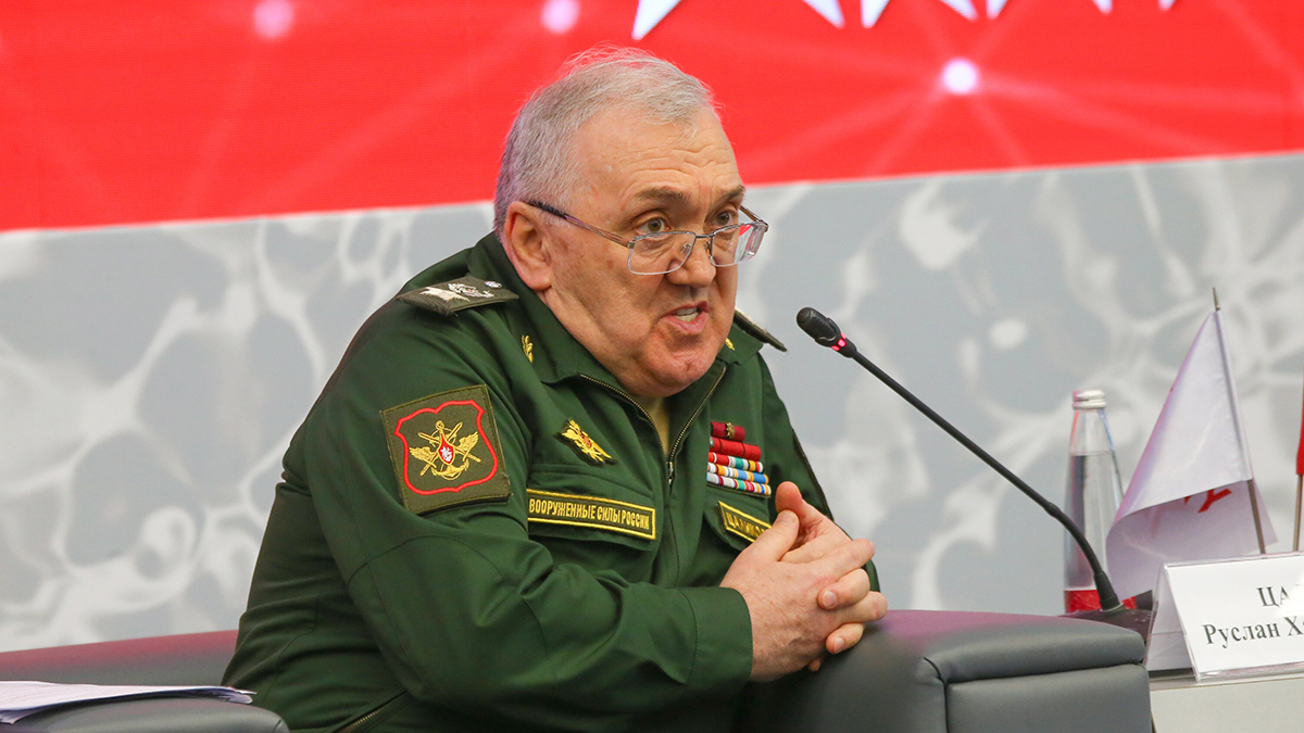 СМИ: Бывший первый замминистра обороны Цаликов владеет участком за миллиард 