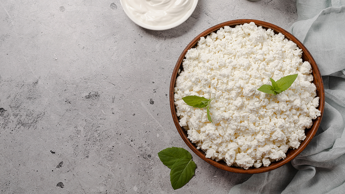 Творог: вред, польза, как выбрать и когда лучше съесть