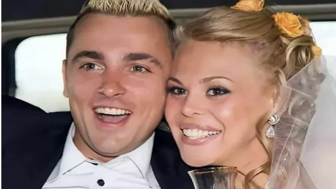 СМИ: Умерла жена солиста группы «Отпетые мошенники» Сергея Аморалова