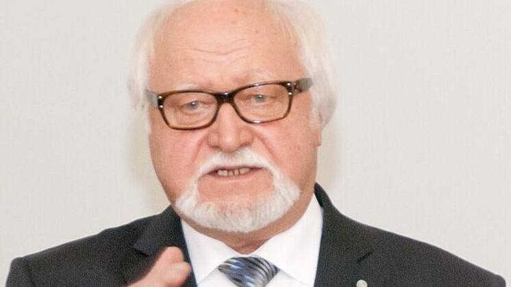 Умер латвийский режиссер Янис Стрейч, снявший «Театр»