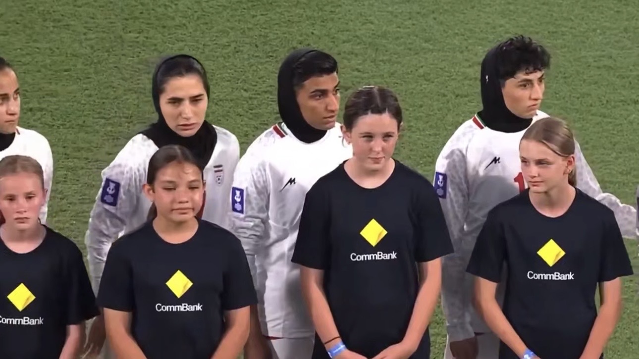 Футболисткам из Ирана грозит смертная казнь за отказ петь гимн на Кубке Азии