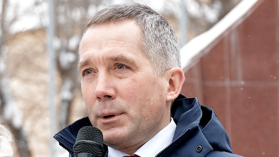 Активисты «Единой России» 8 марта подарили женщинам ЦАО более 1000 цветов