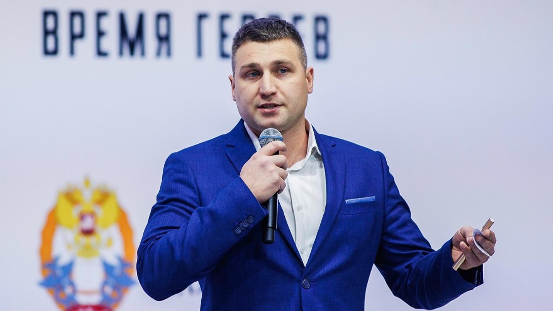 Ветеран СВО Эдуард Шонов отметил значимость Международного женского дня на празднике в Перово