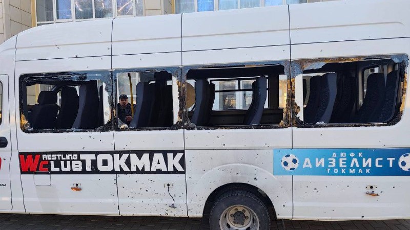 Подростки пострадали после удара ВСУ по заправке в Токмакском округе