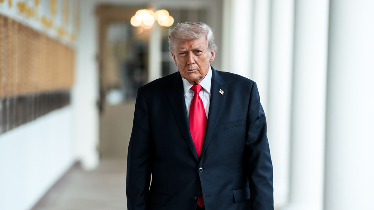 Трамп заявил, что для него «честь убивать представителей режима Ирана»