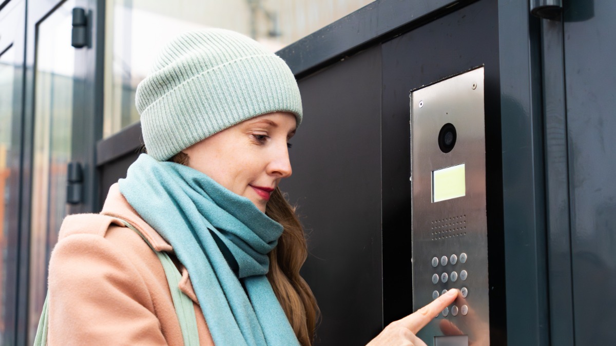 Данные внешности преобразуются в зашифрованный цифровой шаблон