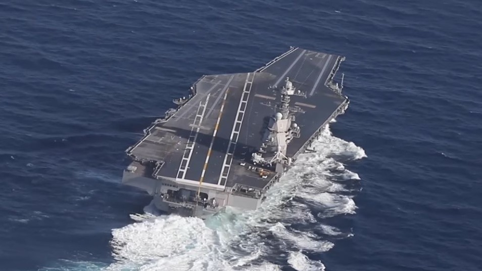 Два моряка пострадали в результате пожара на авианосце США USS Gerald R. Ford