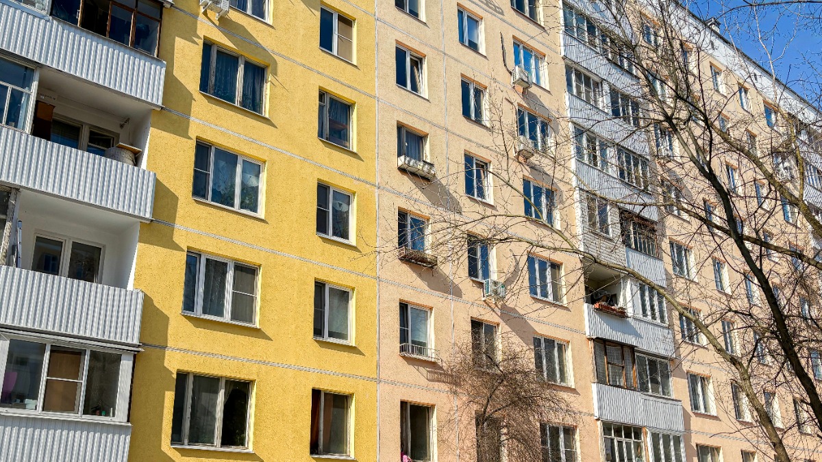 В жилом доме в районе Нагатино-Садовники произвели замену всего лифтового оборудования