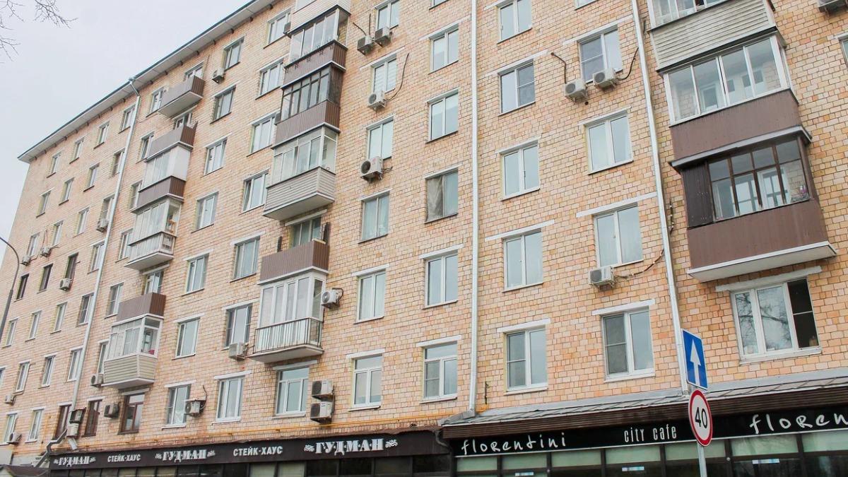 В Гагаринском районе прошел капитальный ремонт дома 1960 года постройки