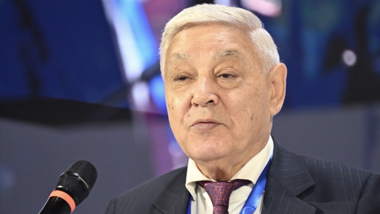 Мухаметшин досрочно покинул пост главы Госсовета Татарстана спустя 28 лет работы