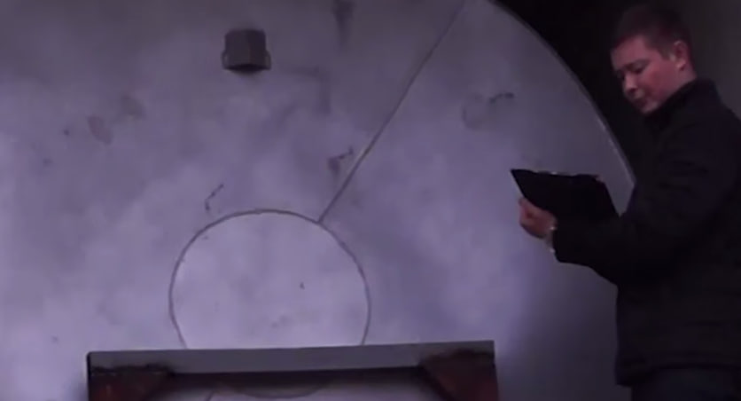 Шестеро мужчин выкачали топливо на 5,5 миллиона из нефтепровода в Подмосковье