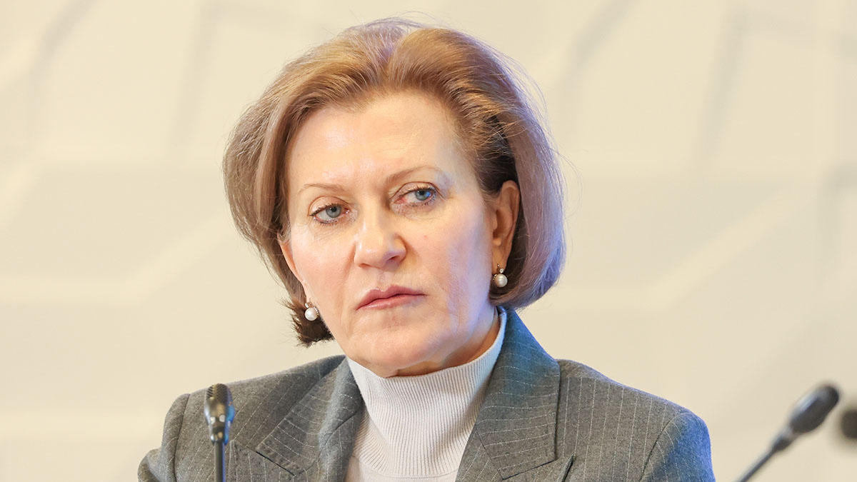 Попова: В России удалось остановить рост ожирения среди учеников младших классов