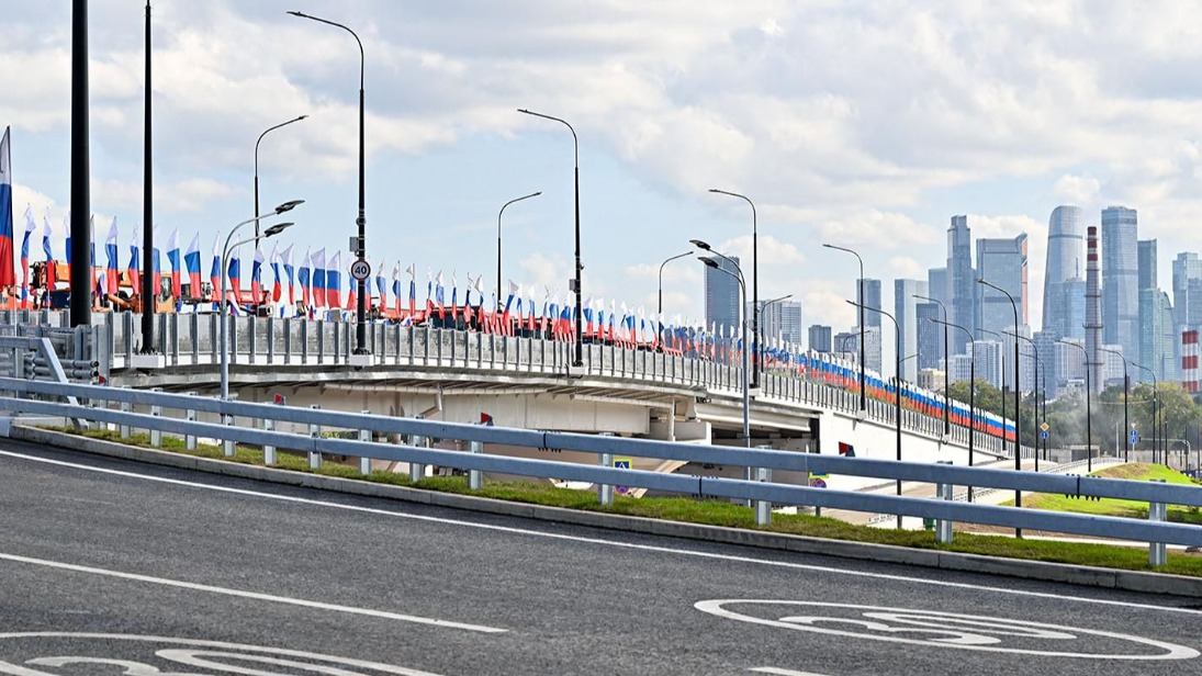 Собянин: Новые дороги свяжут северо-запад и запад Москвы