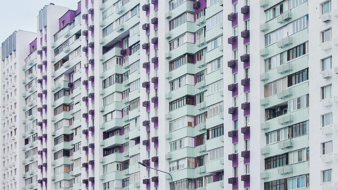 Какими системами освещения оснащают дома Москвы в рамках программы капремонта