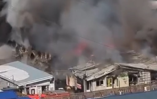 Прокуратура контролирует установление причин пожара на рынке в Солнечногорске