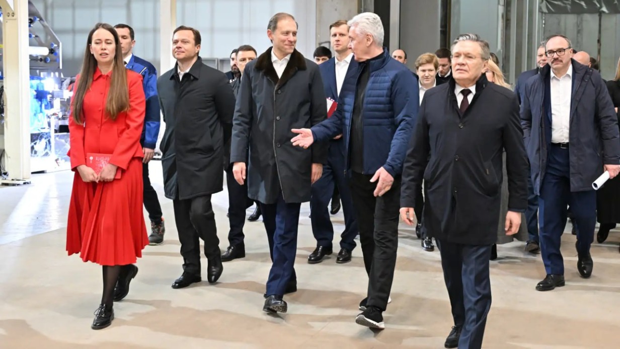 Собянин: В этом году откроется два завода по производству аккумуляторных батарей