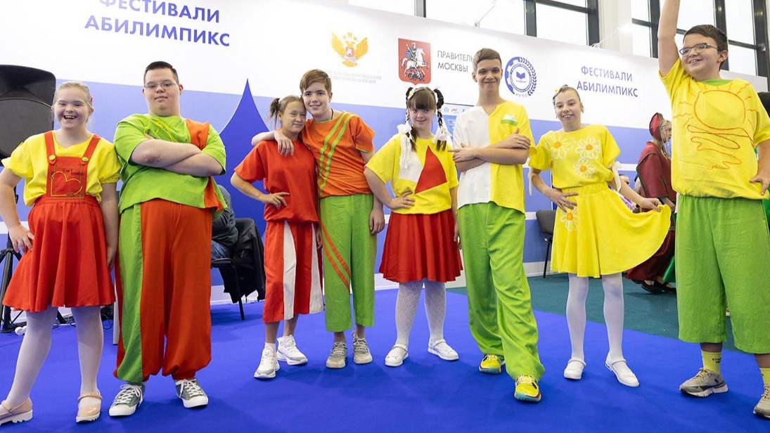 Москва совместно с НКО оказывает всестороннюю поддержку людям с синдромом Дауна