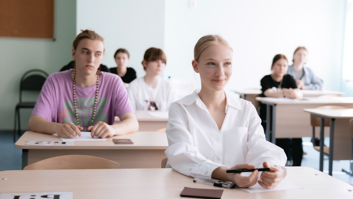 Более 60 тысяч столичных школьников напишут контрольные работы в форме ЕГЭ