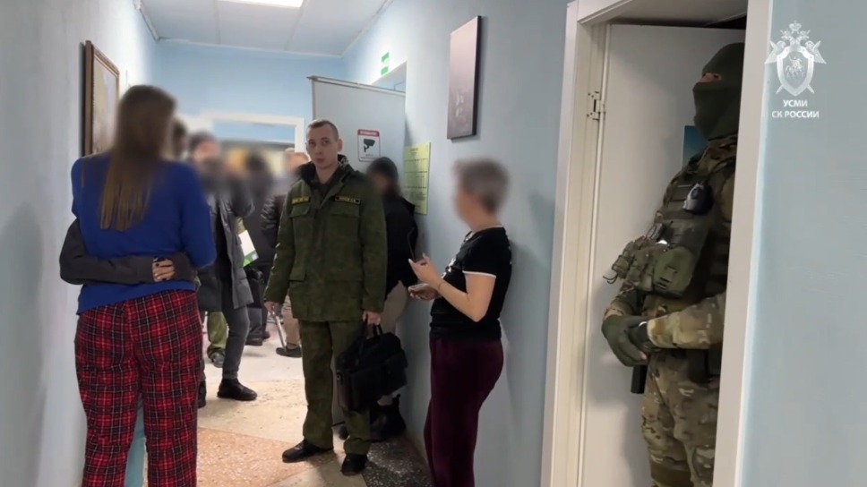 Пациенты умерли в наркоклинике в Кемерове: задержание врачей, уголовное дело, связь с Гуфом