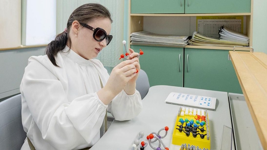 Открыт набор школьников во всероссийский центр для одаренных незрячих детей