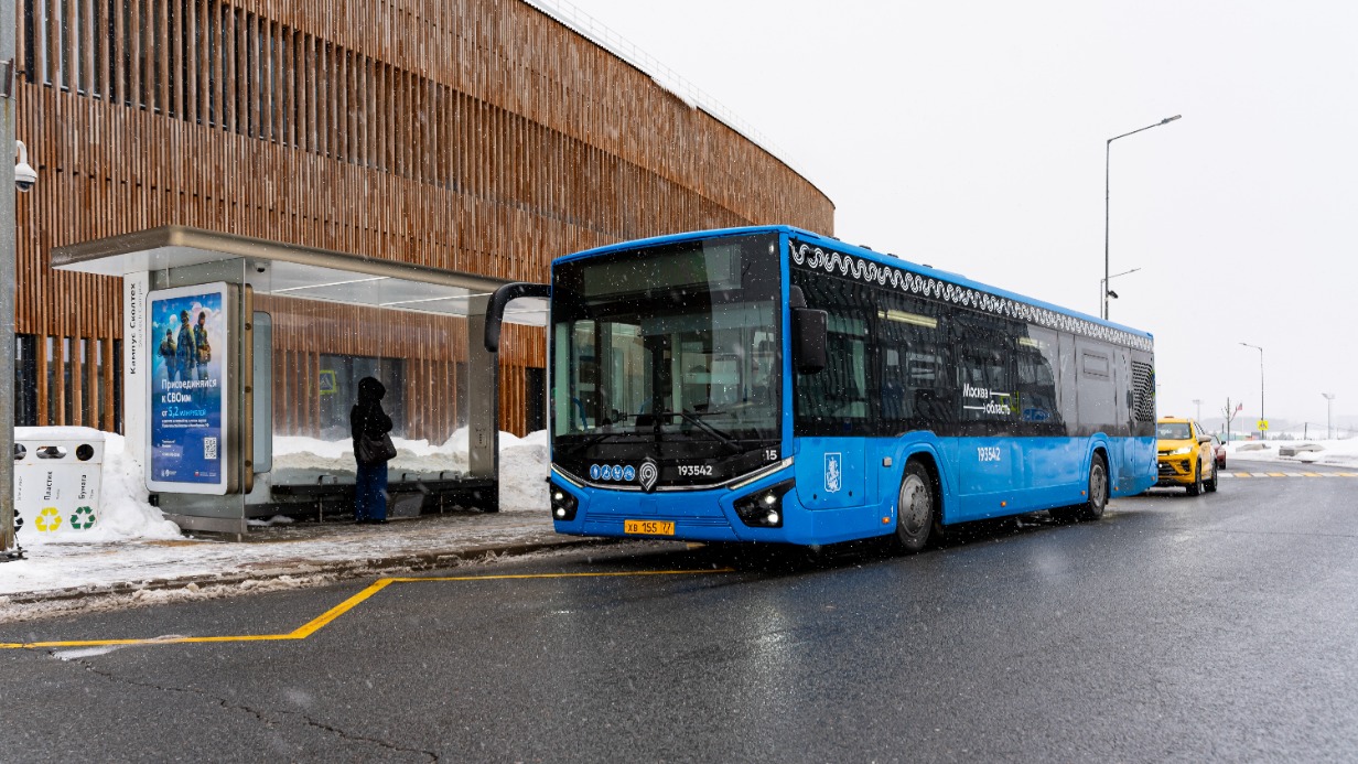 Около 10 тысяч поездок по будням совершается на новых автобусах ЛиАЗ Ситимакс 12