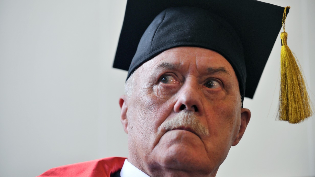 Станислав Говорухин на открытии своей выставки в Российской академии художеств