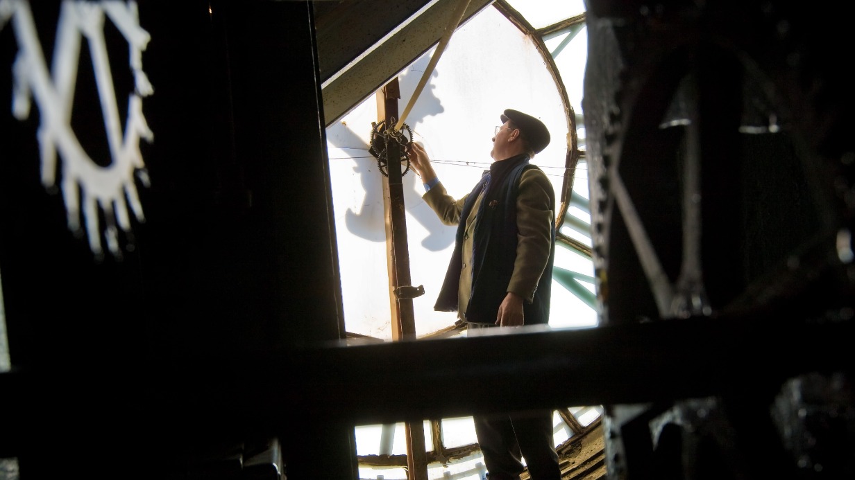 Часы Киевского вокзала готовят к переводу