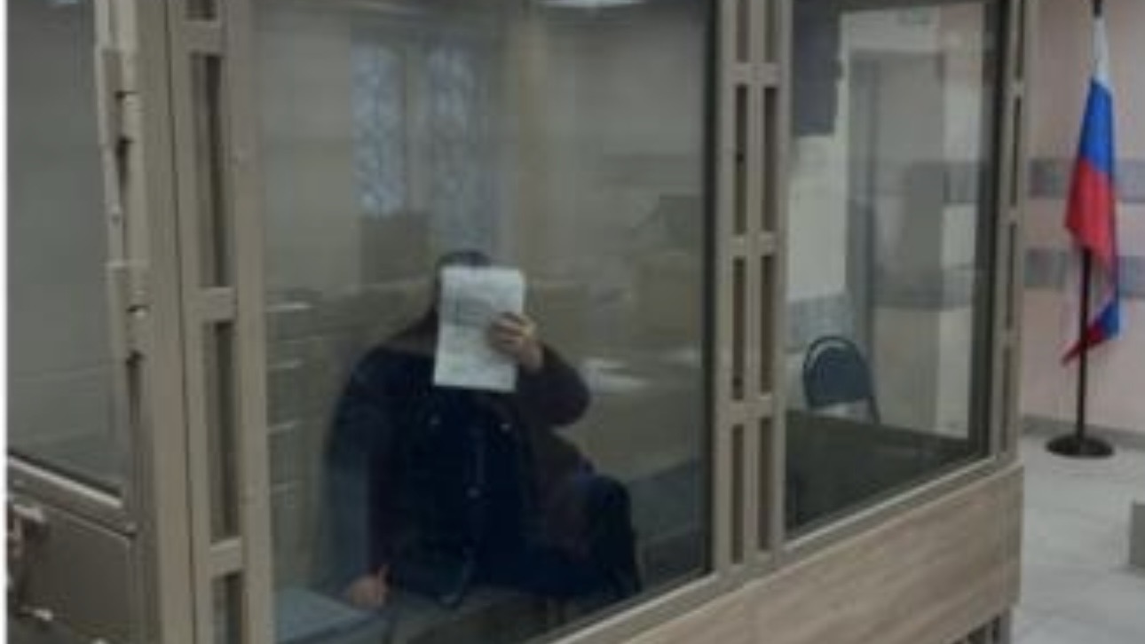 Экс-замгубернатора Брянской области брал взятки алкоголем, бензином и материалами