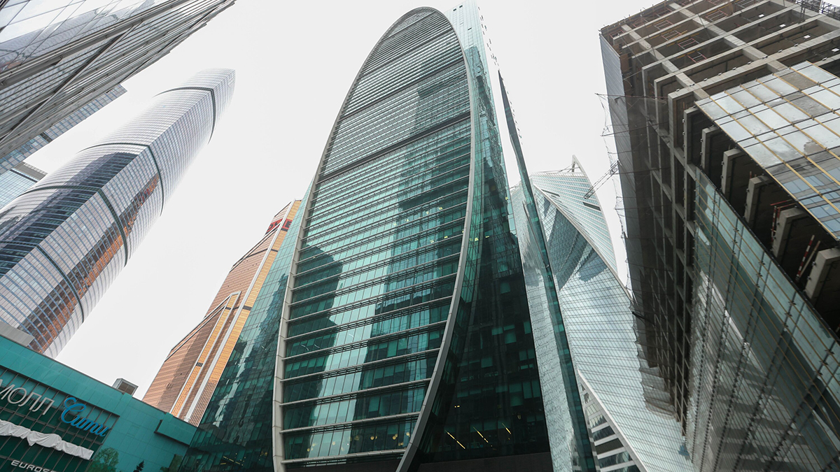 Исполнители теракта в «Крокусе» изначально хотели атаковать башню «Москвы-Сити»