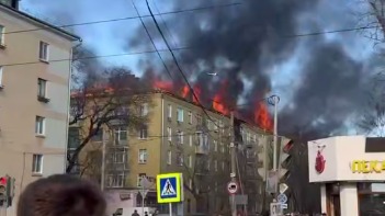 Кровля жилого дома загорелась в Жуковском