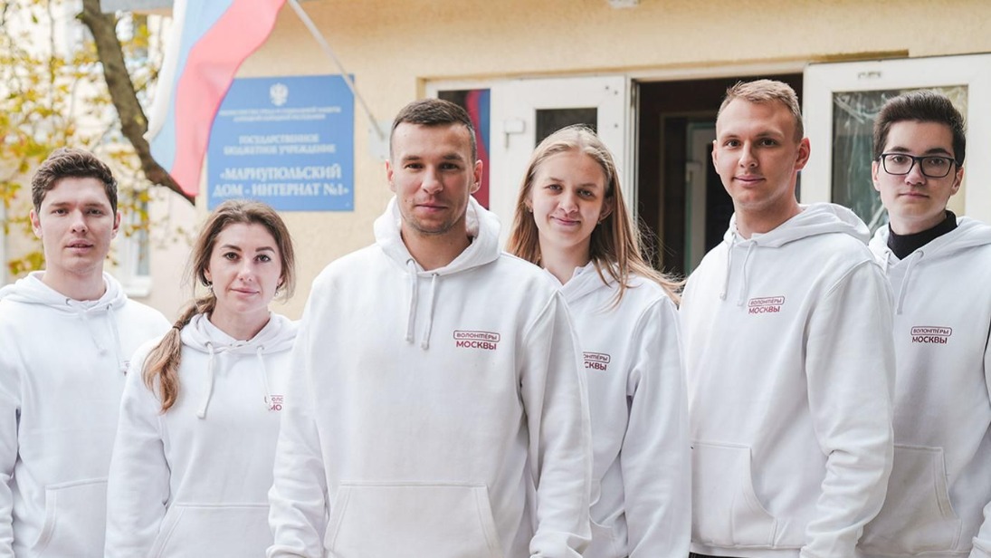 Центр «Я — доброволец» отправил более 330 тонн гуманитарного груза в зону СВО