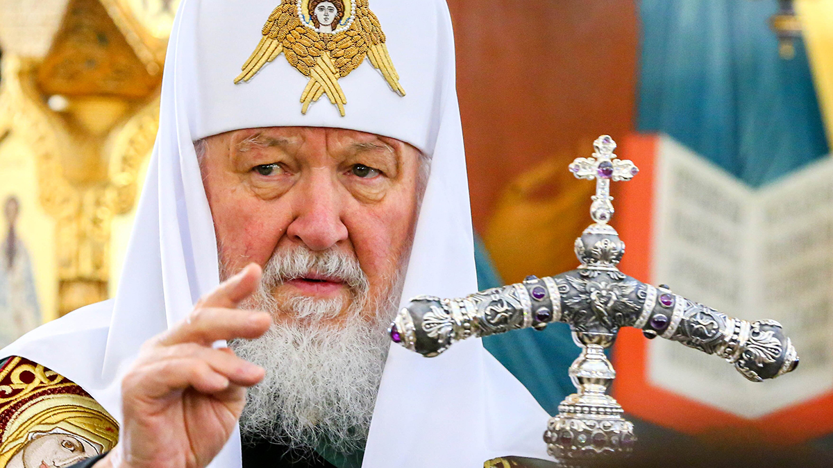 Патриарх Кирилл: Любовь к Богу и Отечеству сделает Россию непобедимой