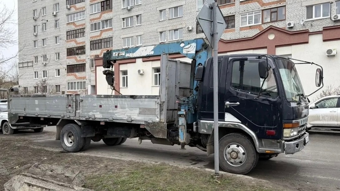 Уголовное дело возбудили после обнаружения новорожденного в салоне грузовика в Тюмени