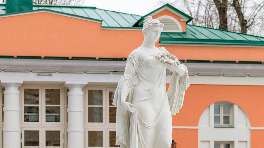 Разнообразить прогулки по паркам Москвы предлагает сервис «Мосбилет»