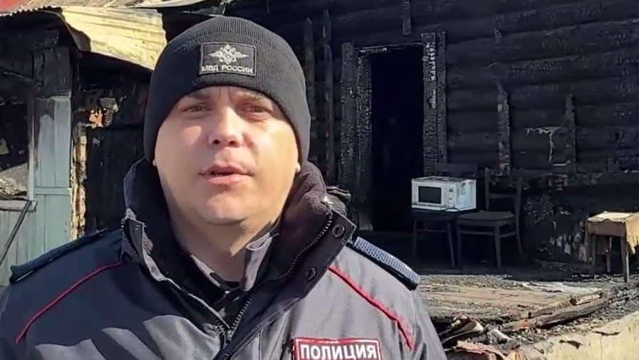 Силовики спасли 16-летнюю девушку из горящего дома в Красногорске