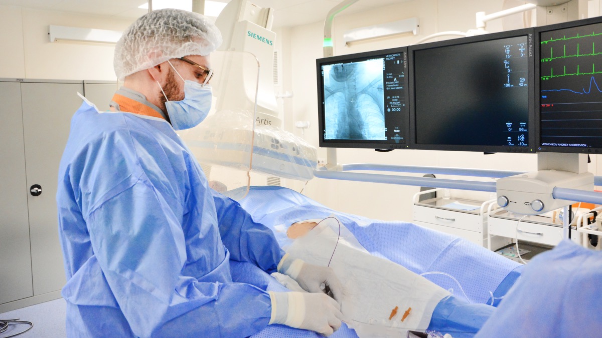 Заммэра Ракова: Более 35 тысячам пациенток провели малотравматичные операции без госпитализации в Москве