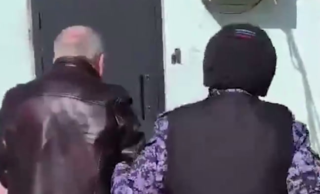 Житель Подмосковья угрожал ножом своей работодательнице