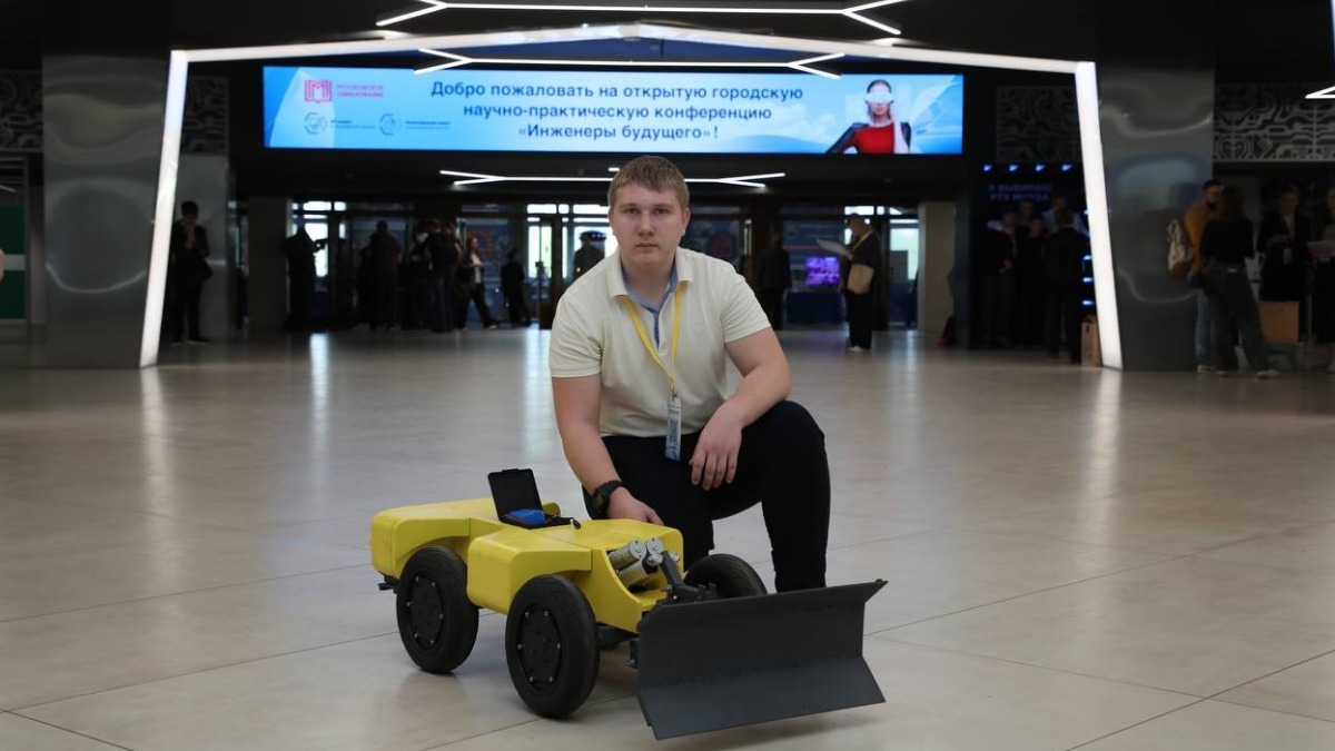 Старшеклассник Егор Семенихин