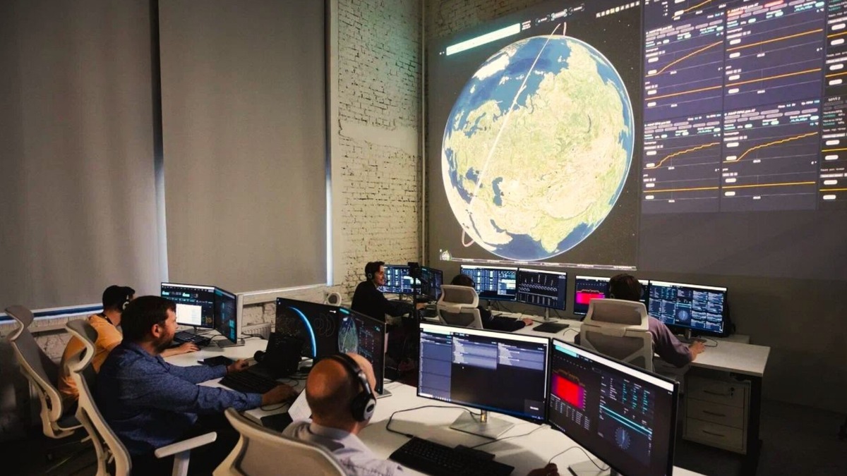 Первый в России сеанс видеосвязи через отечественные низкоорбитальные космические аппараты «Бюро 1440»