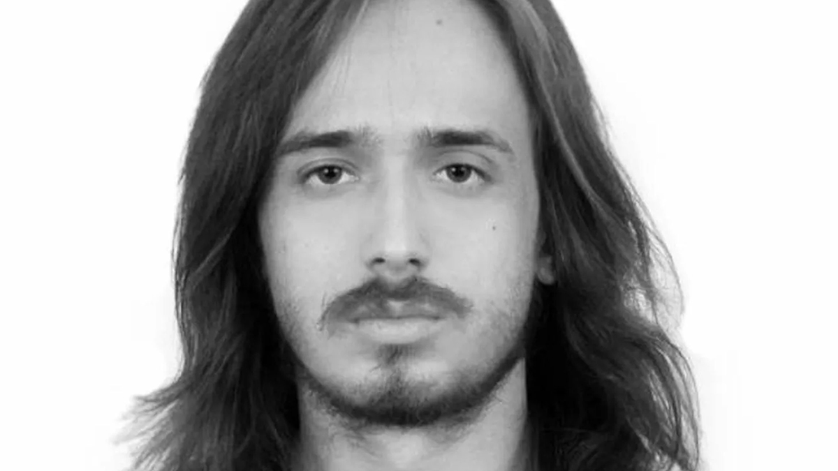 Писатель Жуковский погиб в Черногории, упав с дерева на краю скалы