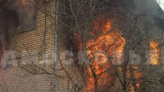 СК возбудил дело после гибели ребенка при пожаре в доме в подмосковном поселке