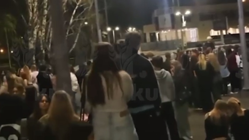 Около тысячи человек эвакуировали с концерта рэпера ЛСП в Краснодаре