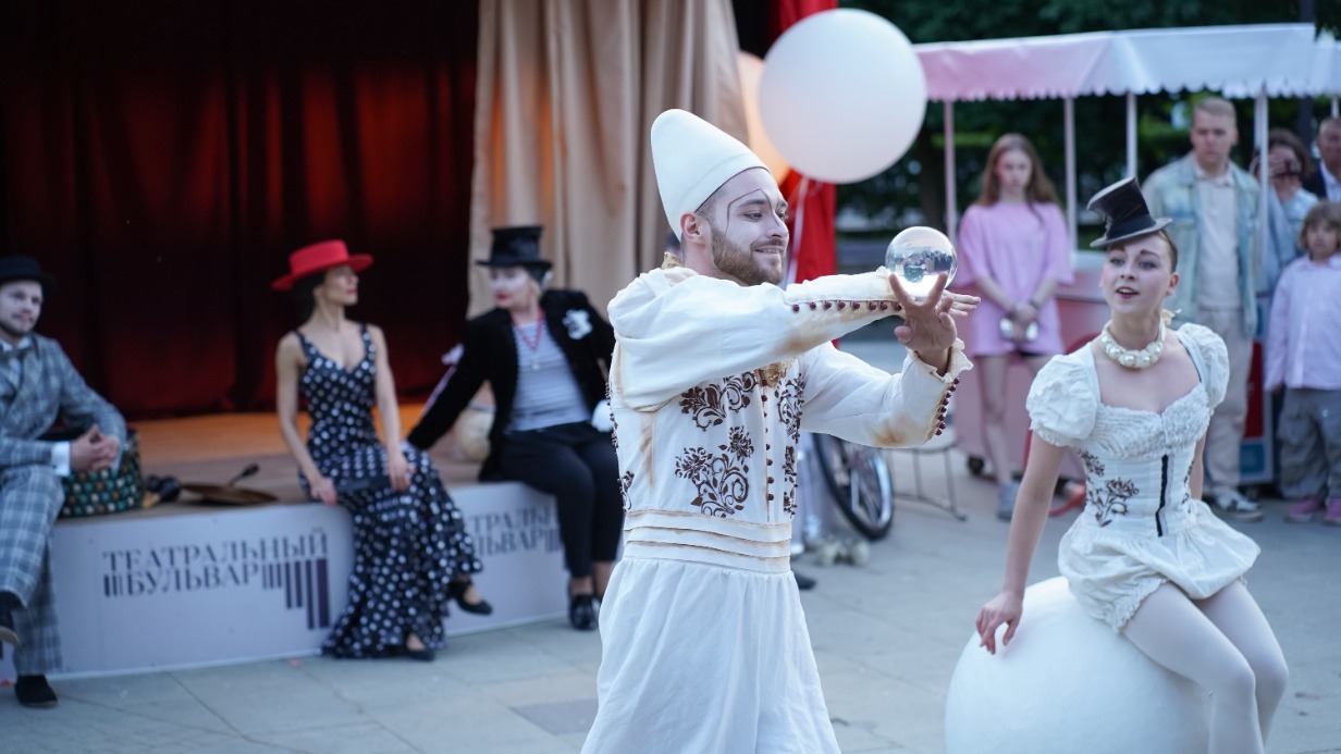 Сергунина анонсировала новый сезон фестиваля «Театральный бульвар»