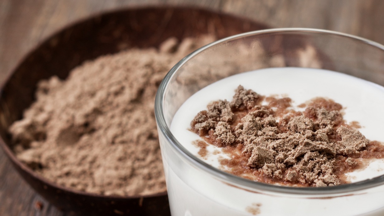 Кефир с клетчаткой: польза и как правильно пить